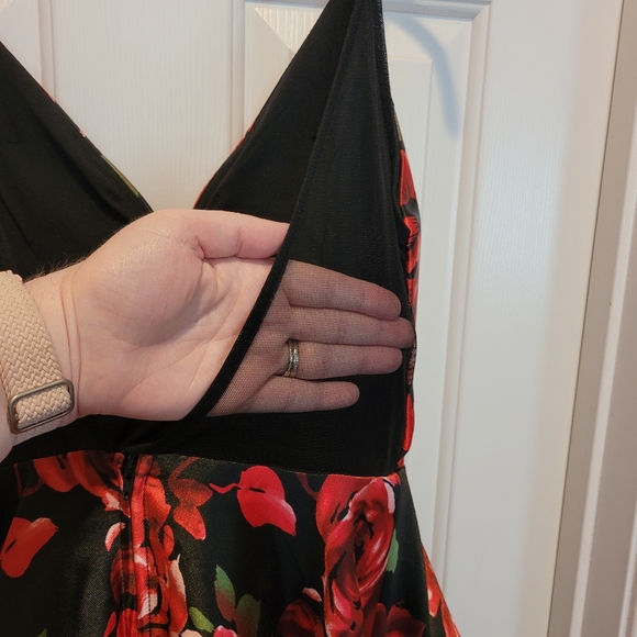 B. Smart Gorgeous Floral High Low Dress - Picture 7 of 9